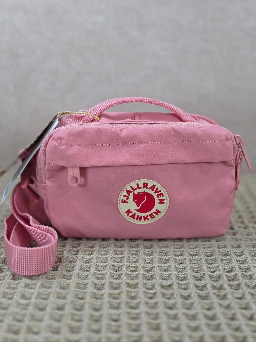 Fjällräven Kånken Hip Pack Style 23796 Pink – Unisex – NWT